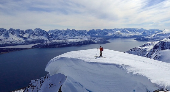 Oldervik-Lyngen Ski Trip in Arctic Norway