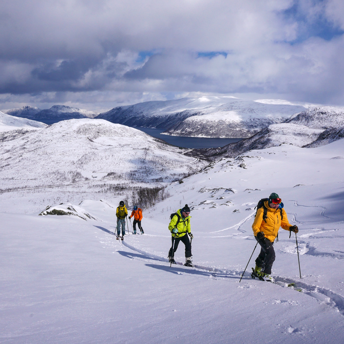 Skinning on Kvaløya